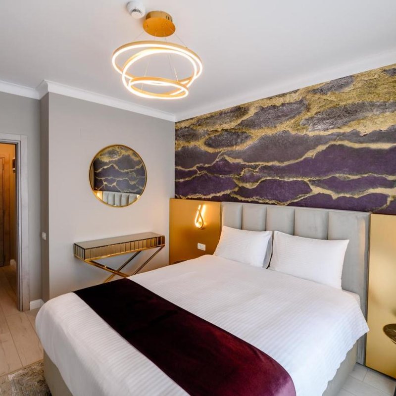 Elitte Inn & Suites