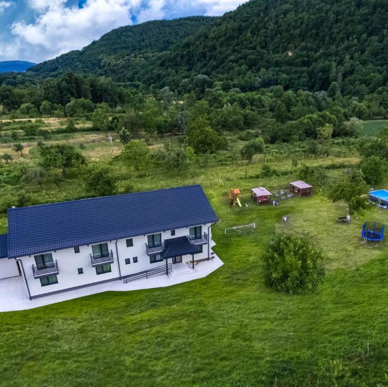 Transalpina Retreat