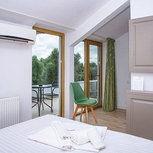 Paradise Delta House