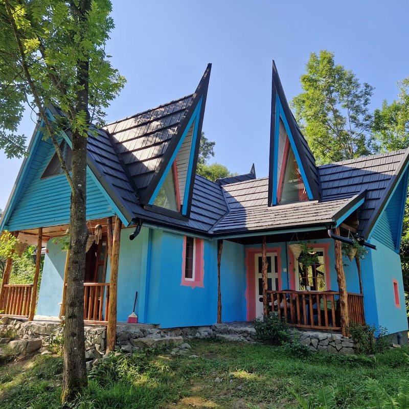 Viewtopia, The Secret Land