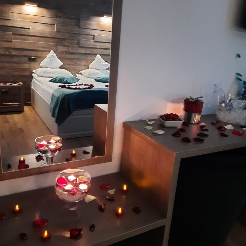 SIM HOUSE***