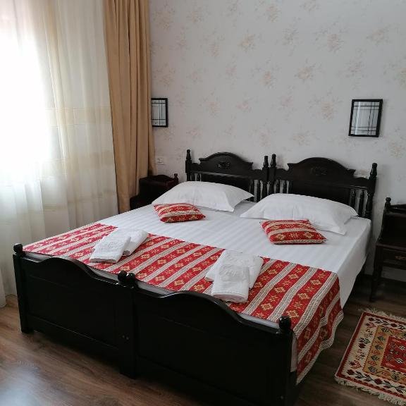 Hanul Hora Românească