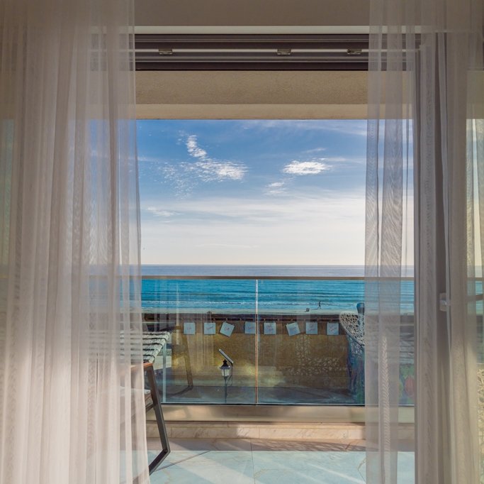 Wave 2 Promenada Apartments